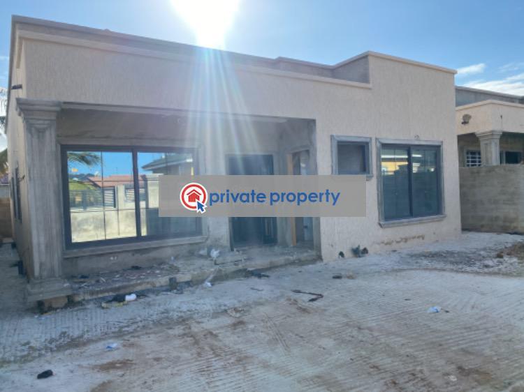 3 bedroom Detached Bungalow For Sale &nbsp;coastal Spintex Accra - 1