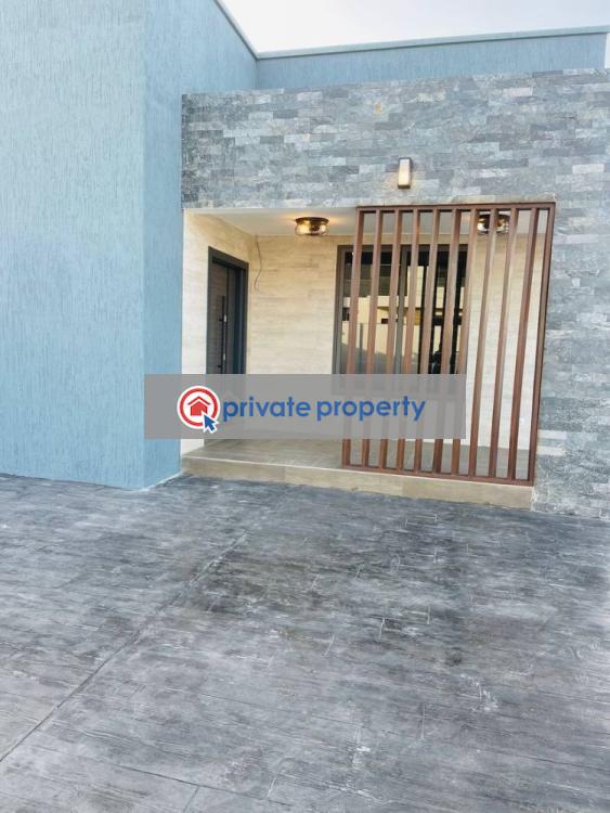 3 bedroom Detached Bungalow For Sale &nbsp;sakumono Tema Accra - 1