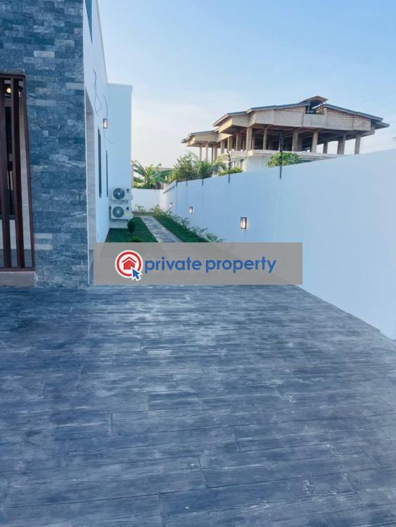 3 bedroom Detached Bungalow For Sale &nbsp;sakumono Tema Accra - 3