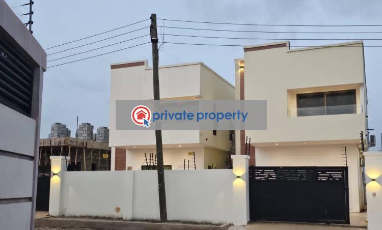 3 bedroom Detached Duplex For Sale &nbsp;oyarifa La Nkwantanang Madina Municipal Accra - 0