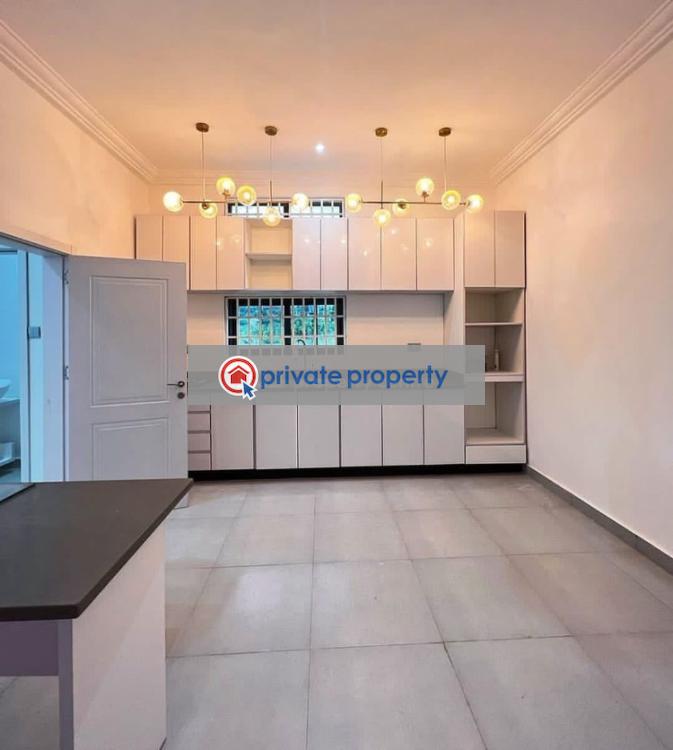 3 bedroom Detached Duplex For Sale &nbsp;oyarifa La Nkwantanang Madina Municipal Accra - 4