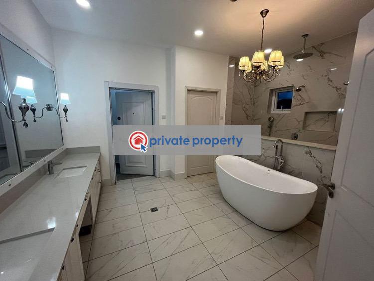 4 bedroom Detached Duplex For Sale &nbsp;east Airport Airport Residential Area Accra - 4