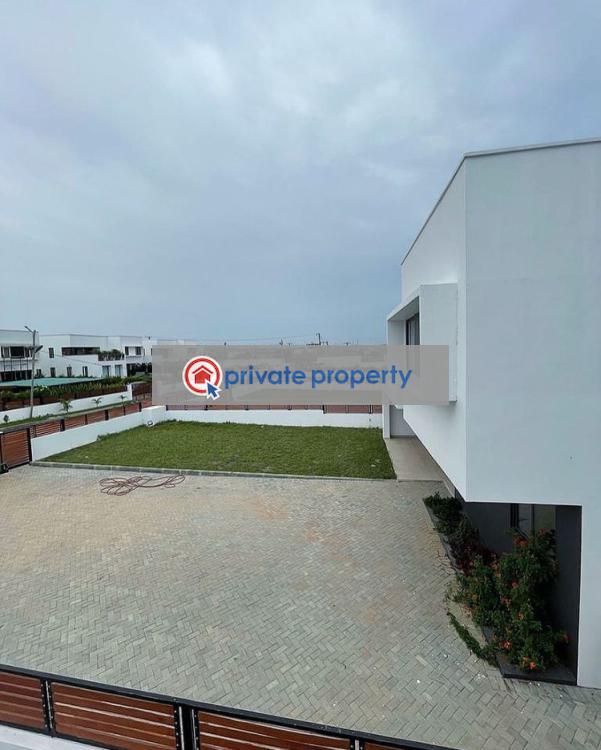 4 bedroom Detached Duplex For Sale &nbsp;tseaddo High Street East Airport Airport Residential Area Accra - 2