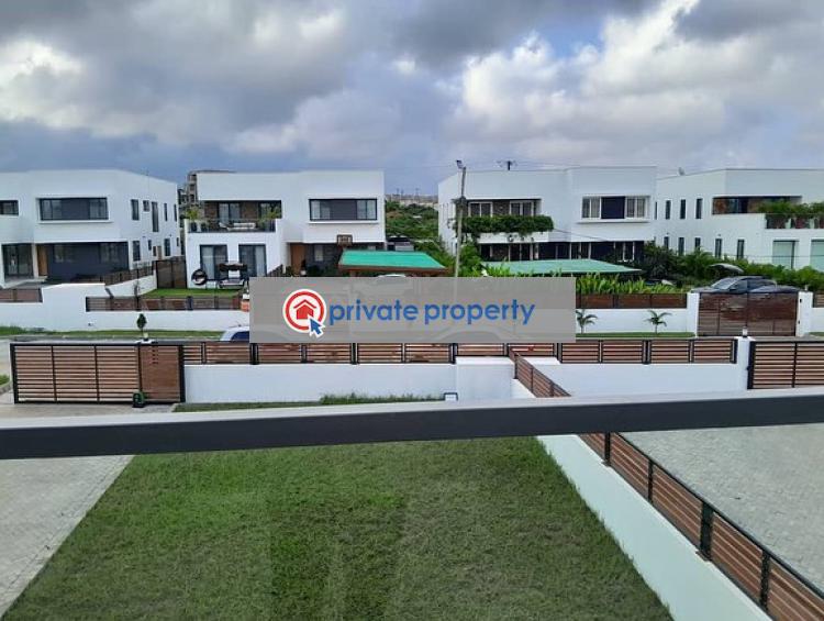 4 bedroom Detached Duplex For Sale &nbsp;tseaddo High Street East Airport Airport Residential Area Accra - 17