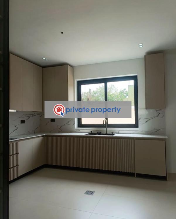 4 bedroom Detached Duplex For Sale &nbsp;dzorwulu West Airport Airport Residential Area Accra - 11