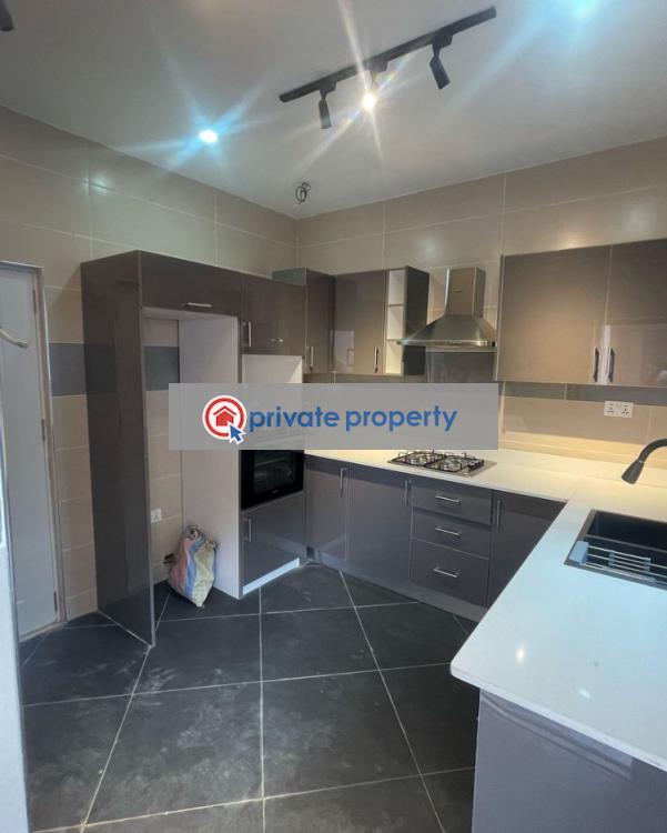 4 bedroom Detached Duplex For Sale &nbsp;lakeside Adenta Municipal Accra - 5