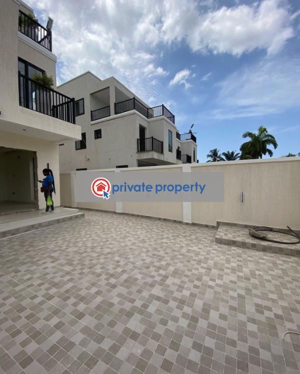 4 bedroom Detached Duplex For Sale &nbsp;dzorwulu West Airport Airport Residential Area Accra - 5