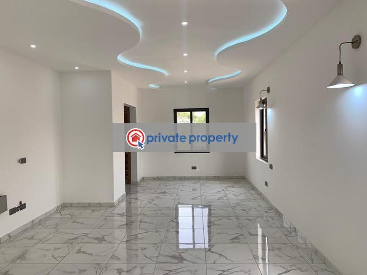 4 bedroom Detached Duplex For Sale &nbsp;school Junction East Legon Accra - 12
