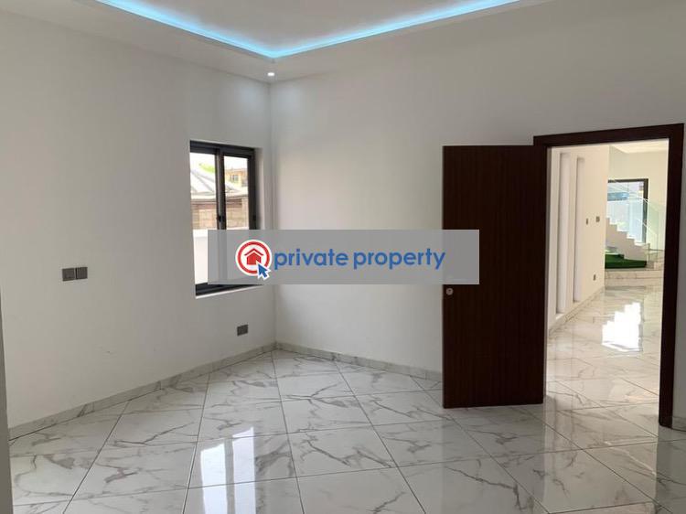 4 bedroom Detached Duplex For Sale &nbsp;school Junction East Legon Accra - 14