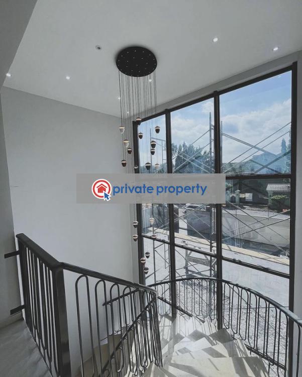 4 bedroom Detached Duplex For Sale East Legon Accra - 11