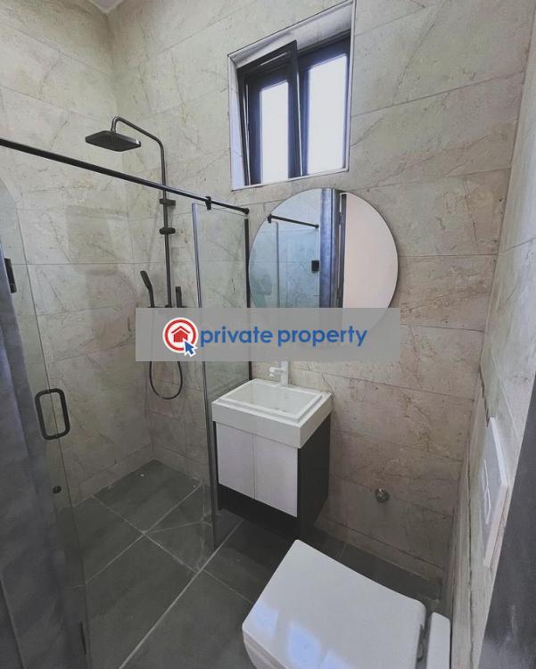 4 bedroom Detached Duplex For Sale East Legon Accra - 23