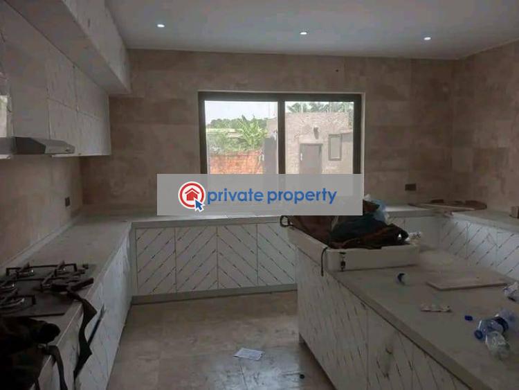 4 bedroom Detached Duplex For Sale &nbsp;dzorwulu West Airport Airport Residential Area Accra - 5