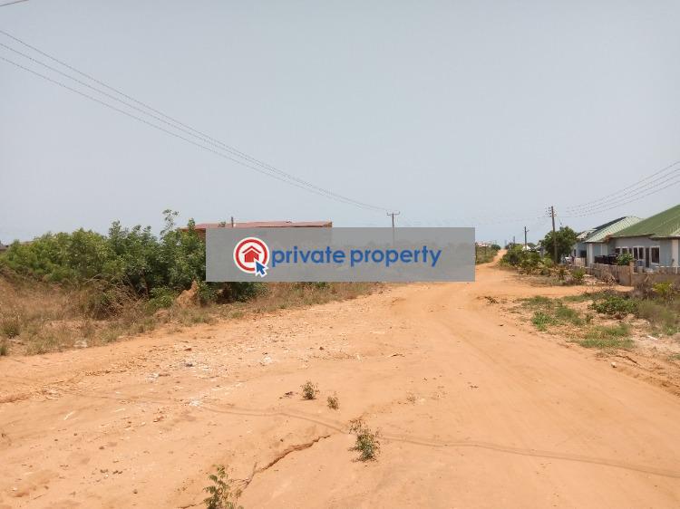 Mixed use Land For Sale &nbsp;central University College Dawhenya Tema Accra - 4