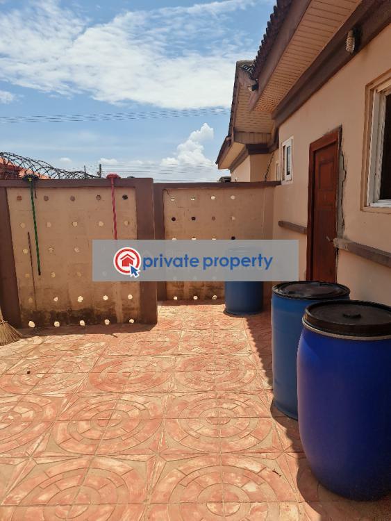 4 bedroom Detached Bungalow For Rent &nbsp;frafraha Adenta Adenta Municipal Accra - 3