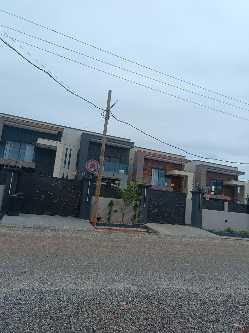 5 bedroom Detached Duplex For Sale East Legon Accra - 14
