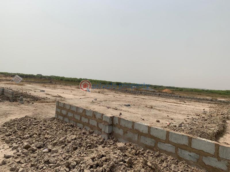 Land For Sale Adom Estate Beverly Hills Community 25 Tema Accra - 1