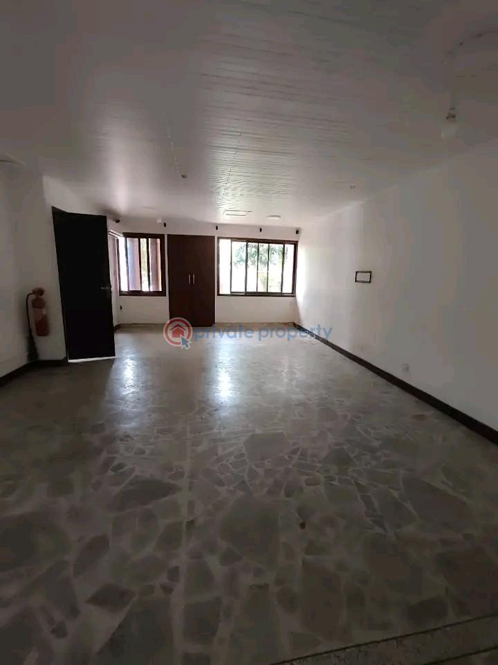 10 bedroom House For Rent West Airport Airport Residential Area Accra - 8