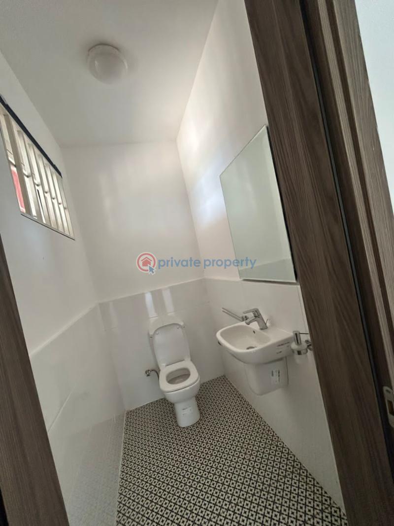 3 bedroom House For Rent North Labone Accra - 6