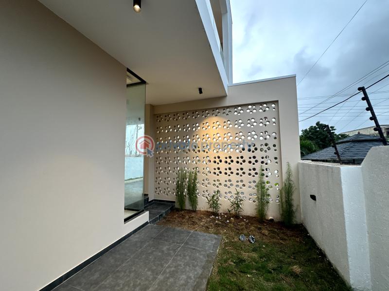4 bedroom House For Sale Nanakrom East Legon Hills Accra - 1