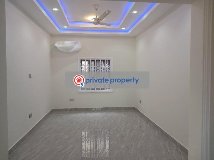 5 bedroom House For Sale &nbsp;tantra Hill Achimota Accra - 11