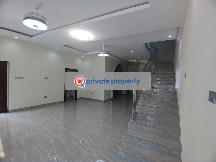 5 bedroom House For Sale &nbsp;tantra Hill Achimota Accra - 4