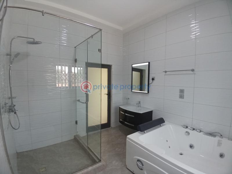 5 bedroom Detached Duplex For Sale Tantra Hills Achimota Accra - 6