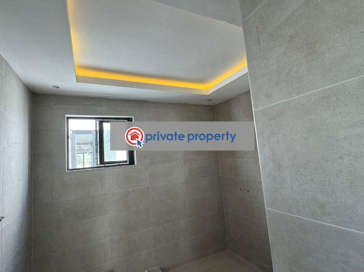 4 bedroom Detached Duplex For Sale &nbsp;spintex Baatsonaa Spintex Accra - 7