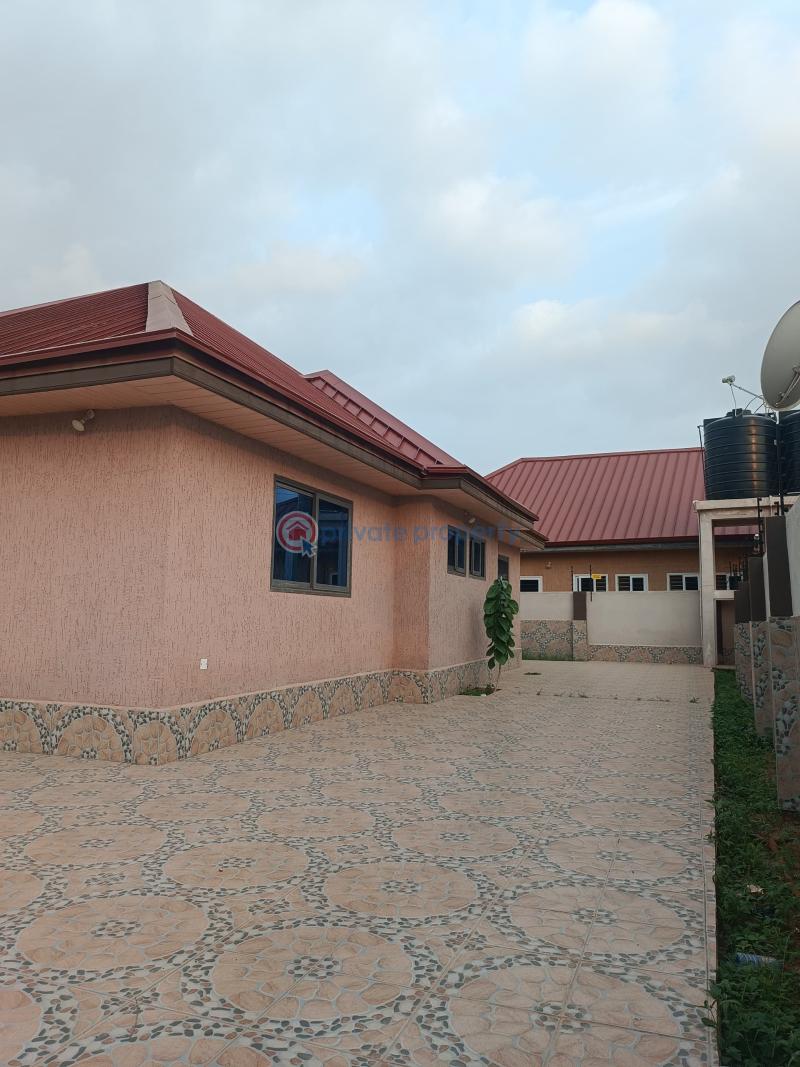 2 bedroom House For Sale Oyarifa Adenta Municipal Accra - 13