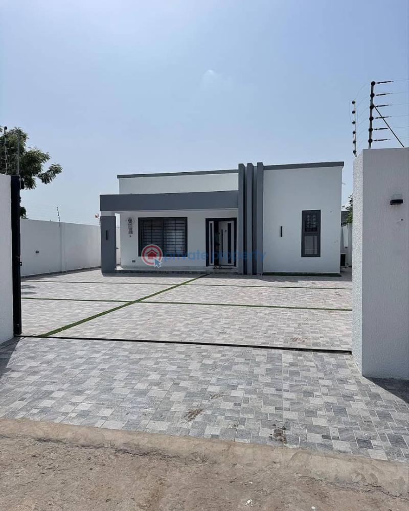 3 bedroom House For Sale Lakeside Estates. Adenta Municipal Accra - 9