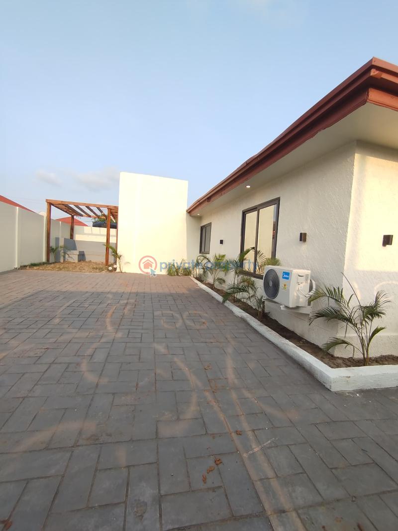 3 bedroom Detached Bungalow For Sale East Legon Hills Accra - 17