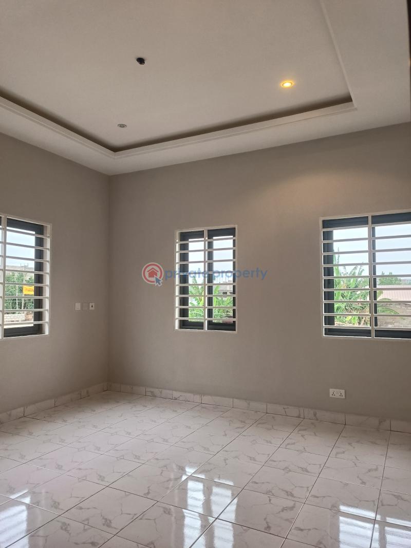 3 bedroom House For Sale Oyarifa Adenta Municipal Accra - 7
