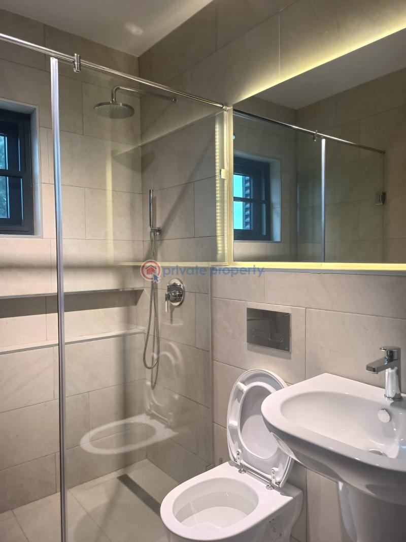 3 bedroom Townhouse For Sale Airport Residential Area Accra - 2