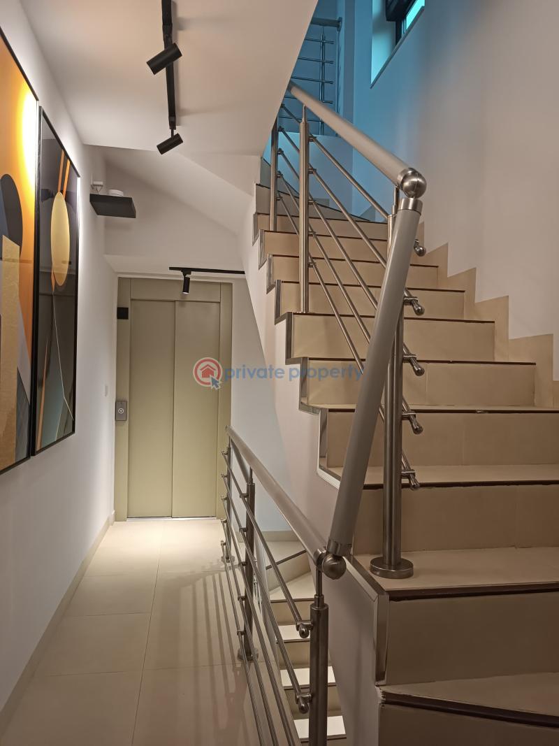 3 bedroom Townhouse For Sale Airport Residential Area Accra - 6