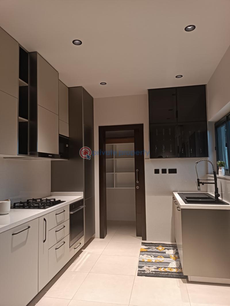 3 bedroom Townhouse For Sale Airport Residential Area Accra - 10