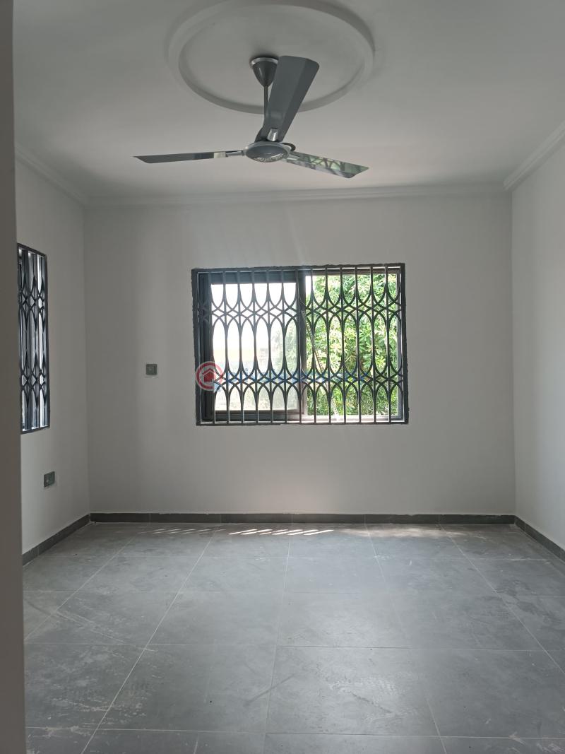 4 bedroom Detached Duplex For Sale Adenta Municipal Accra - 3