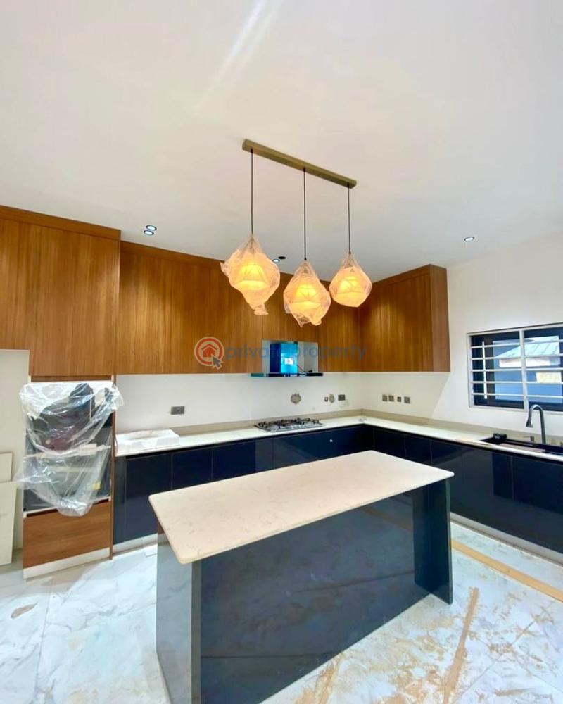 4 bedroom House For Sale Lakeside Estates. Adenta Municipal Accra - 6