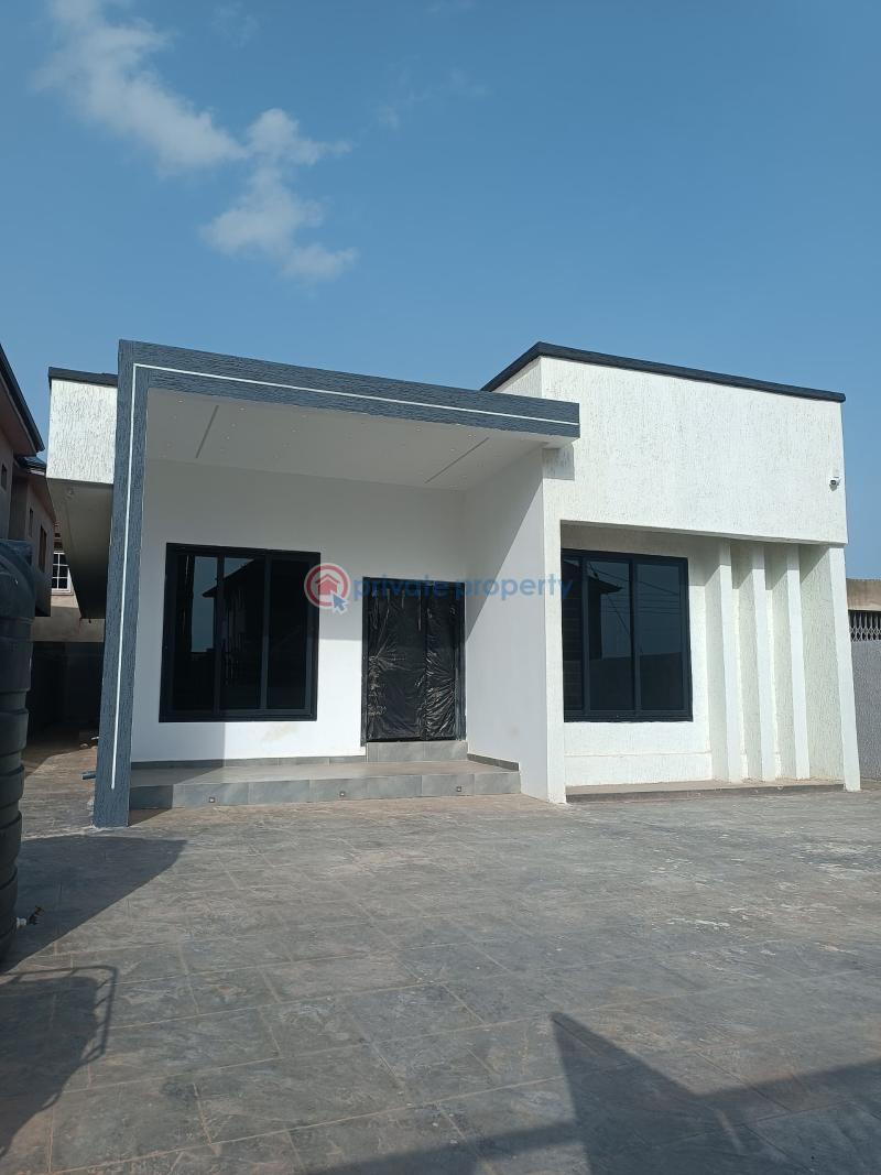 4 bedroom House For Sale Lakeside Adenta Municipal Accra - 5