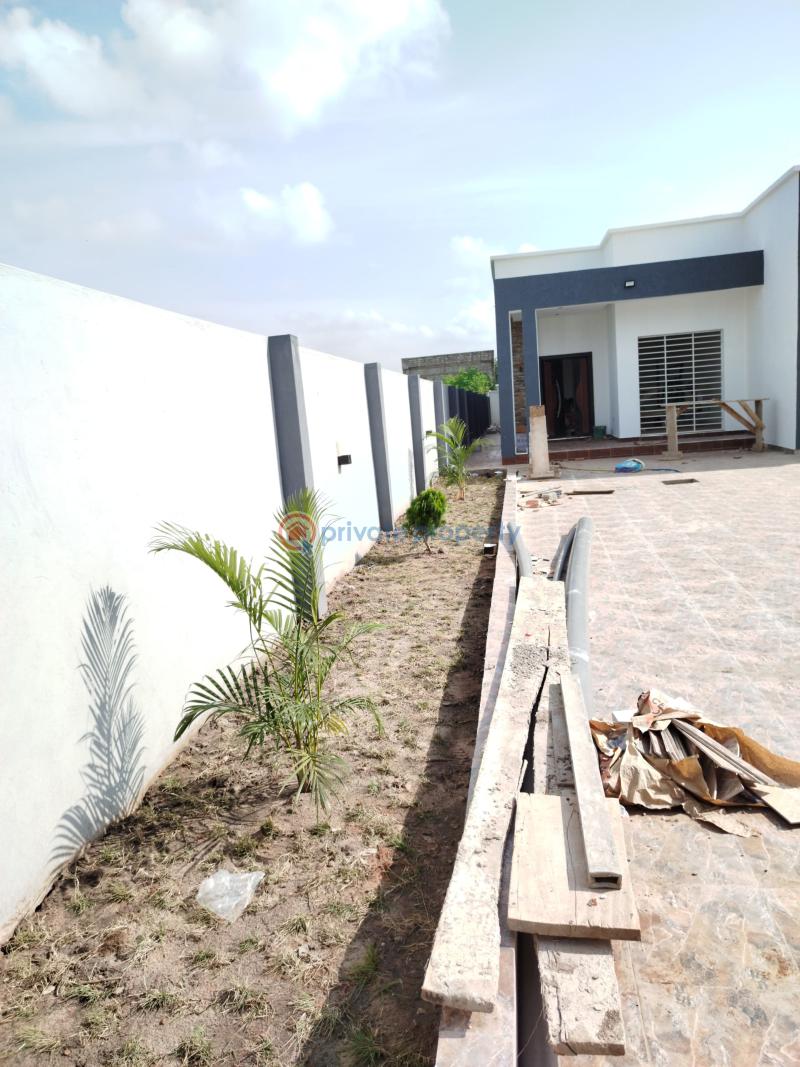 4 bedroom House For Sale Ayi Mensah Accra Metropolitan  - 17