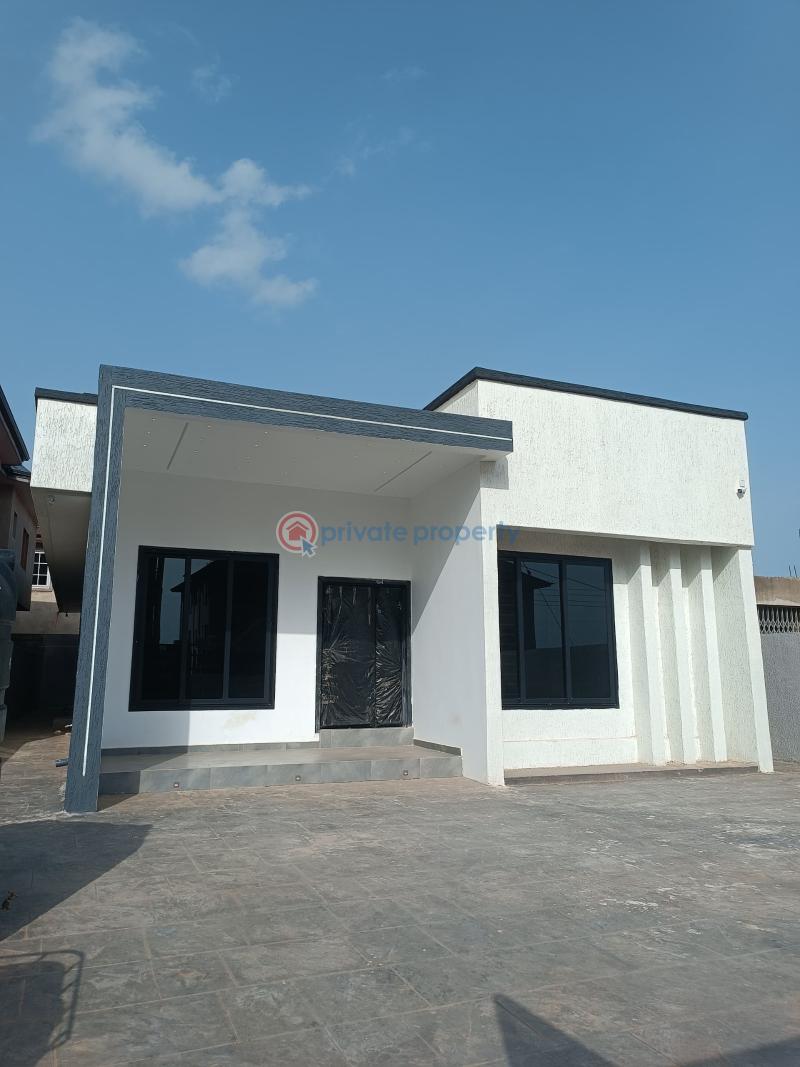 4 bedroom House For Sale Lakeside Adenta Municipal Accra - 4