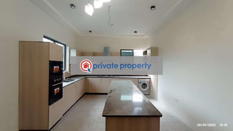 4 bedroom Detached Duplex For Sale &nbsp;oyarifa La Nkwantanang Madina Municipal Accra - 1