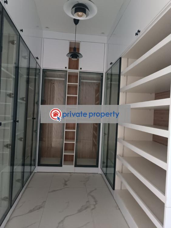 4 bedroom Detached Duplex For Sale East Legon Accra - 9