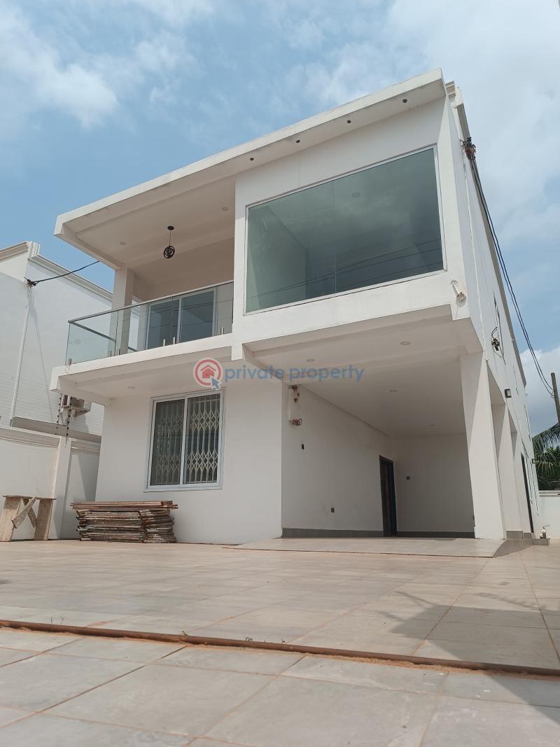 4 bedroom Detached Duplex For Sale Pantang Adenta Municipal Accra - 11