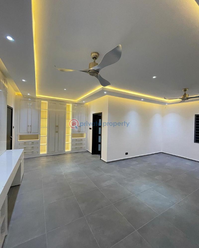 4 bedroom House For Sale Ashalley Botwe Adenta Municipal Accra - 0