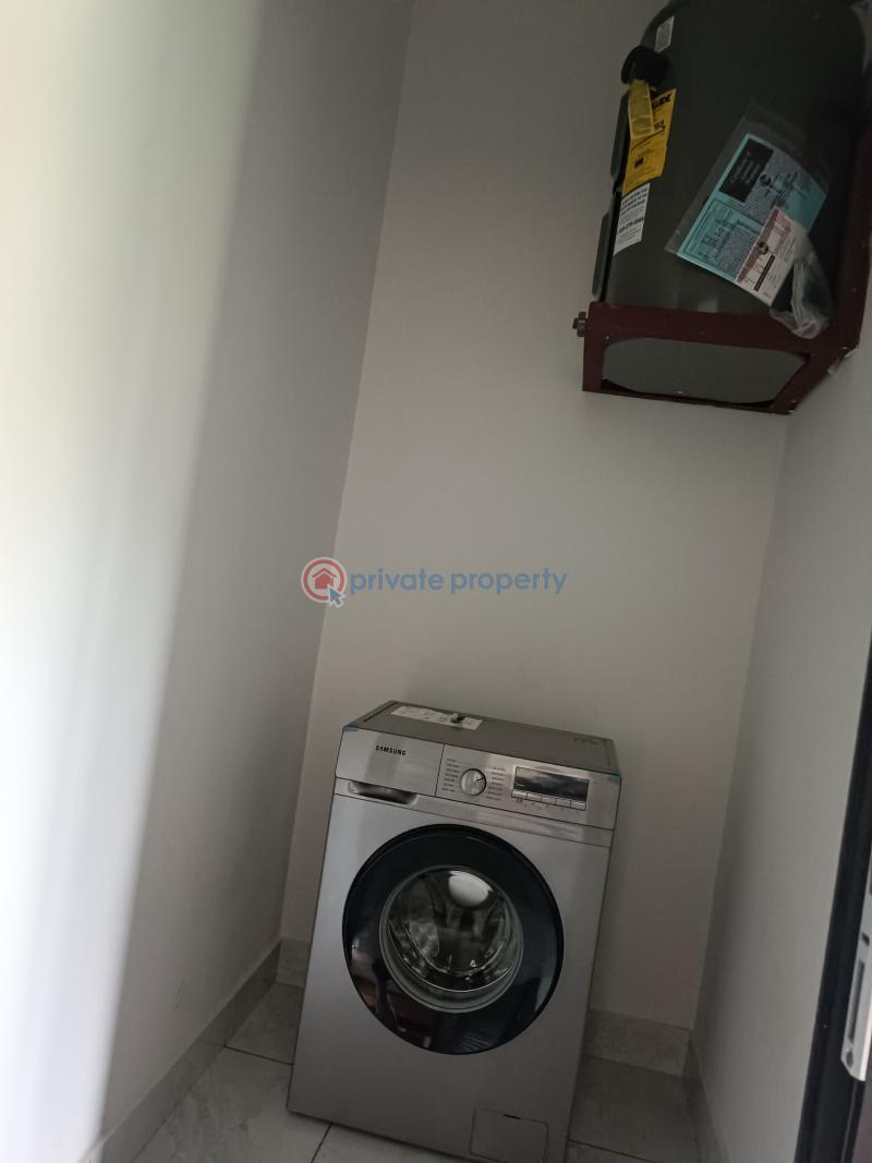 4 bedroom House For Sale Airport Residential Area Accra - 7