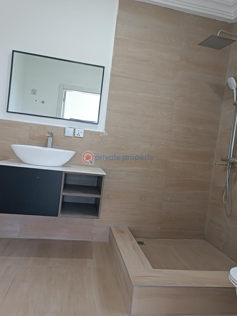 4 bedroom House For Sale Ayi Mensah Adenta Municipal Accra - 14
