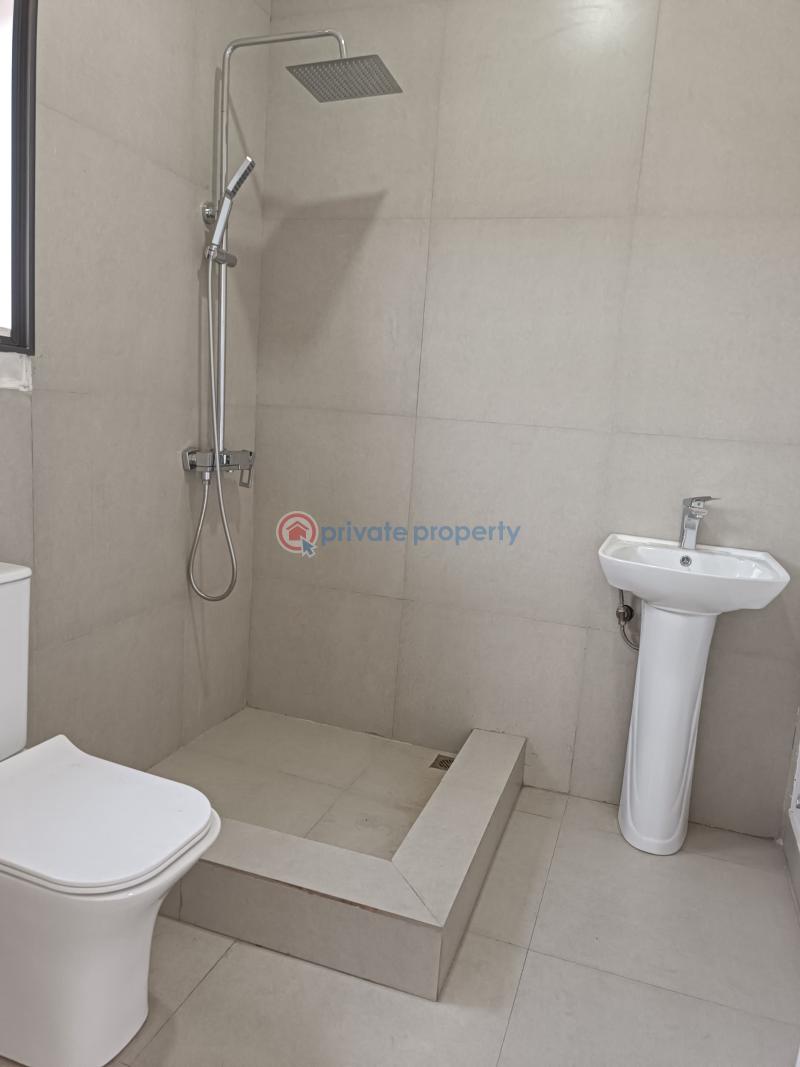 4 bedroom House For Sale Ayi Mensah Adenta Municipal Accra - 5