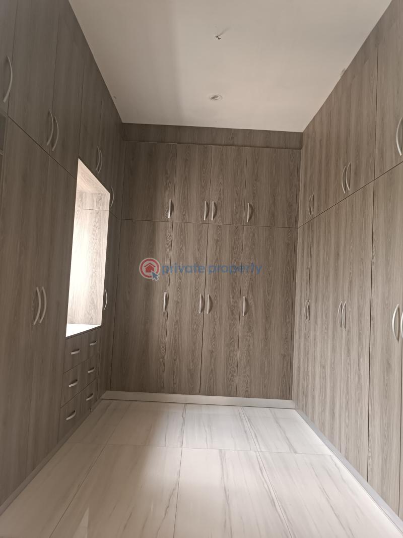 4 bedroom House For Sale East Legon Accra - 13