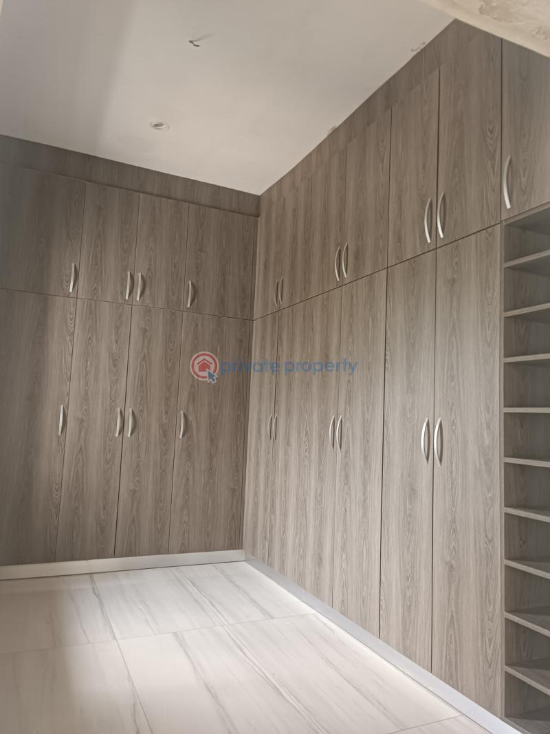 4 bedroom House For Sale East Legon Accra - 14