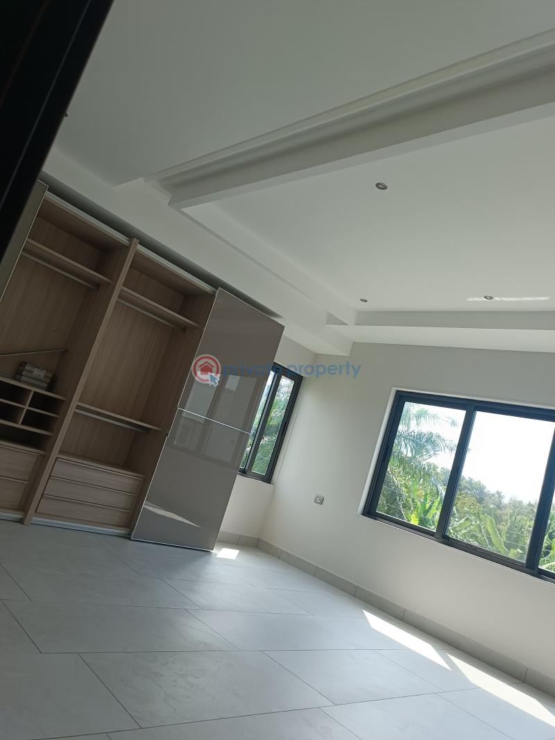 4 bedroom House For Sale Airport Residential Area Accra - 3