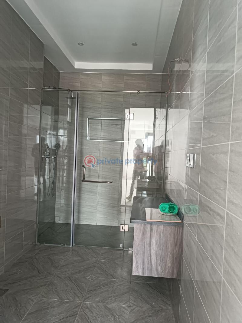 4 bedroom Detached Duplex For Sale East Legon Accra - 11